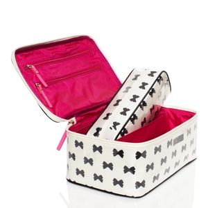 Kate Spade Large Colin in Tuxedo Court